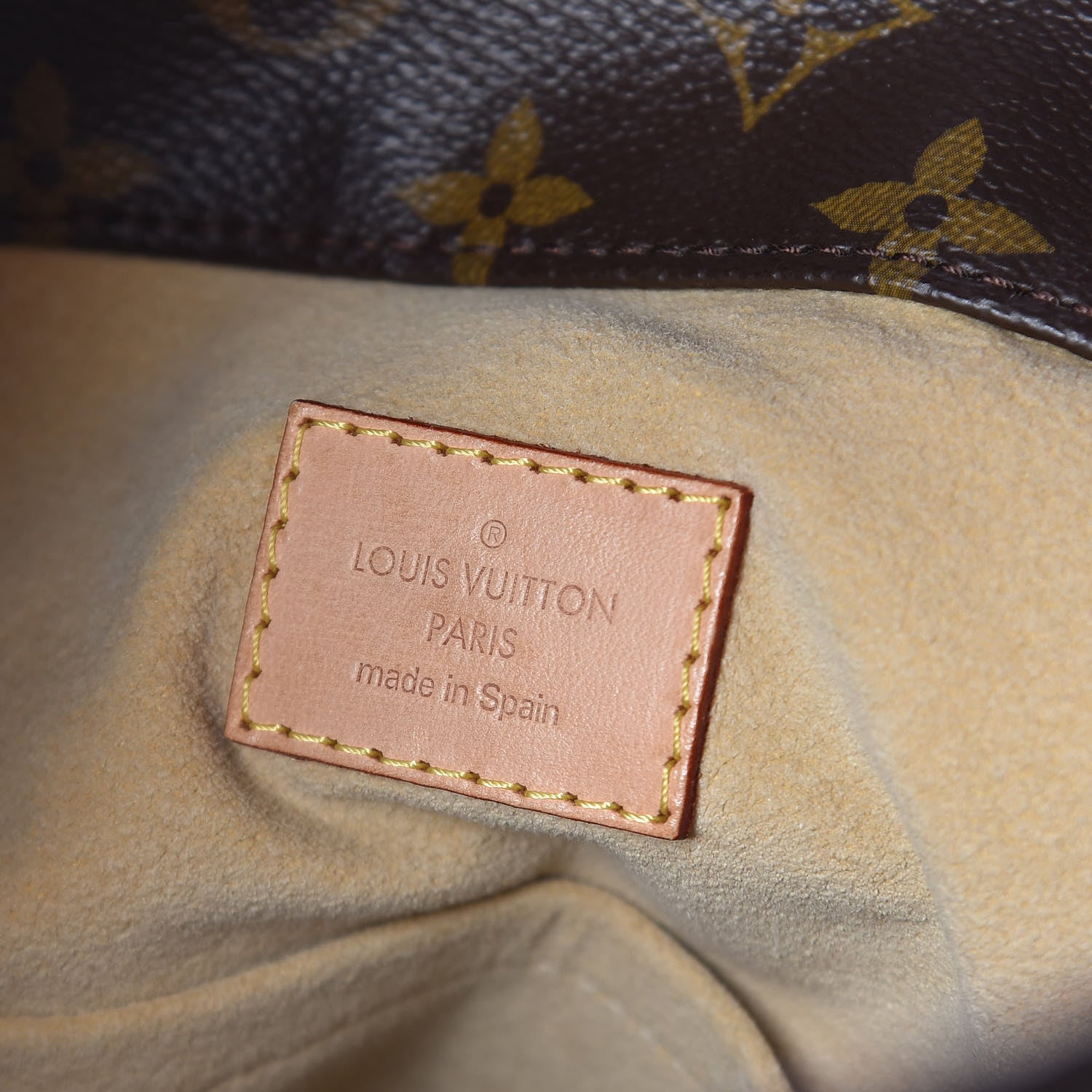 Louis Vuitton Monogram Artsy MM 6 of 9