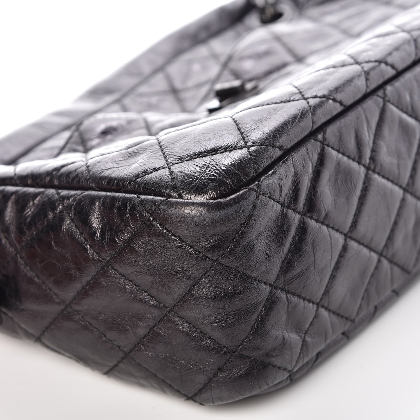 Metallic Aged Calfskin Quilted Medium Reissue Camera Case Black