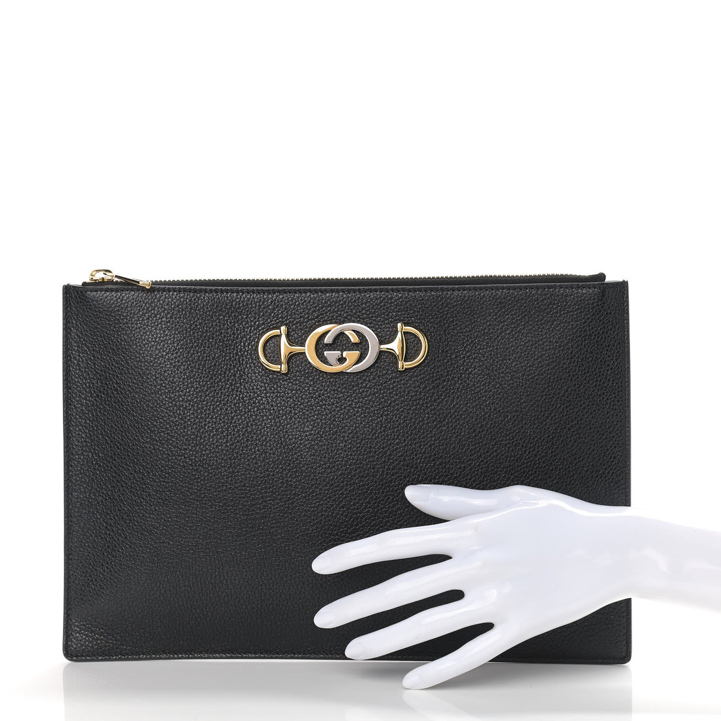 Grainy Calfskin Zumi Pouch Black
