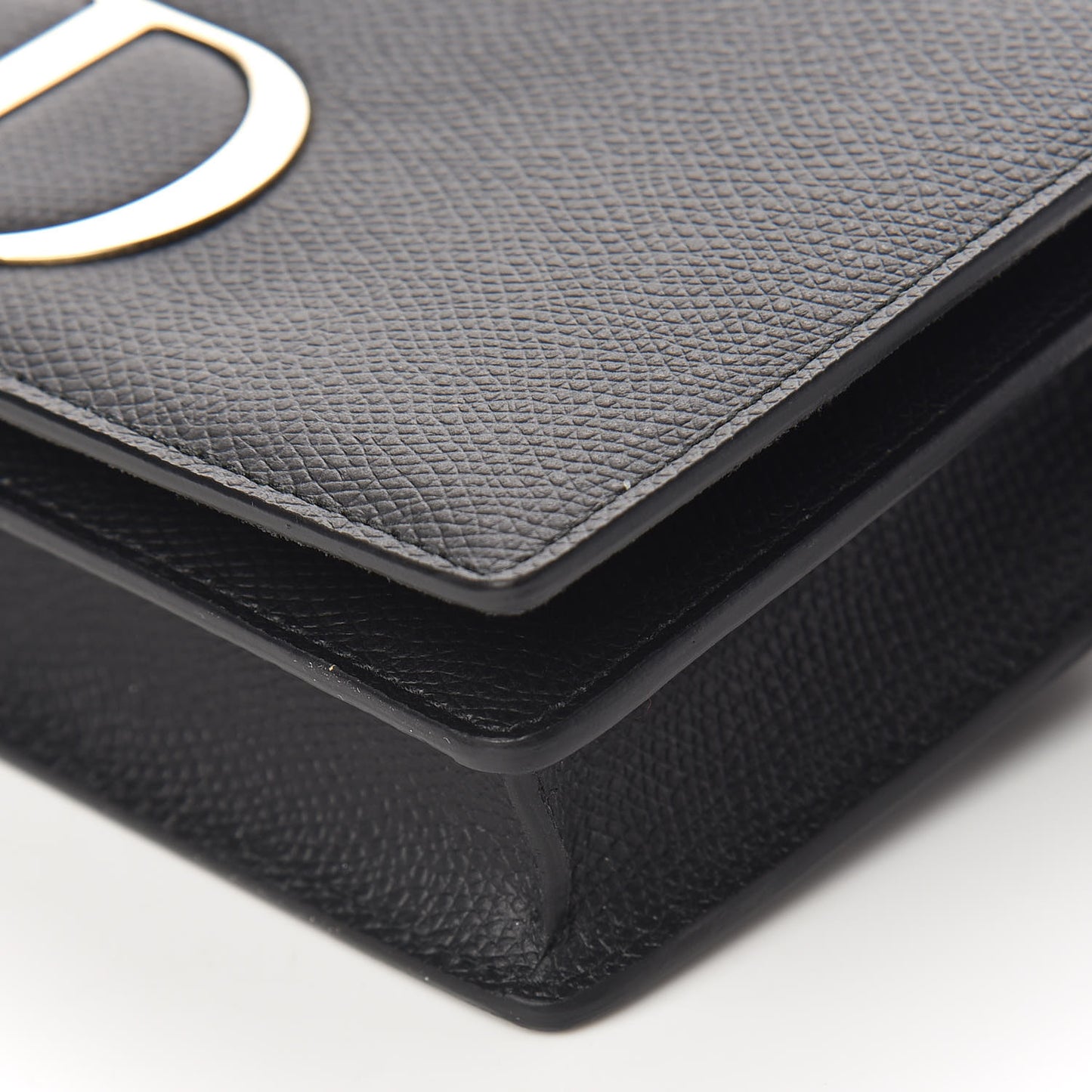 Calfskin 30 Montaigne 2 in 1 Pouch Black
