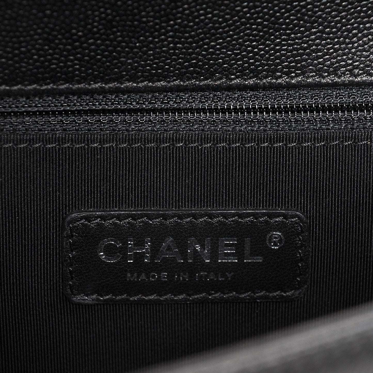 Caviar Quilted New Medium Boy Flap So Black