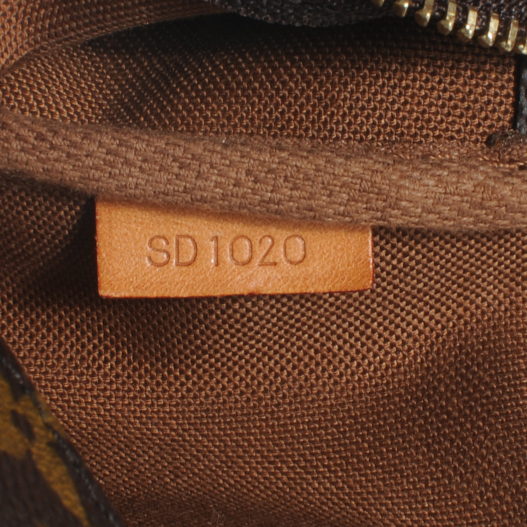 Monogram Pochette Accessories w Extender