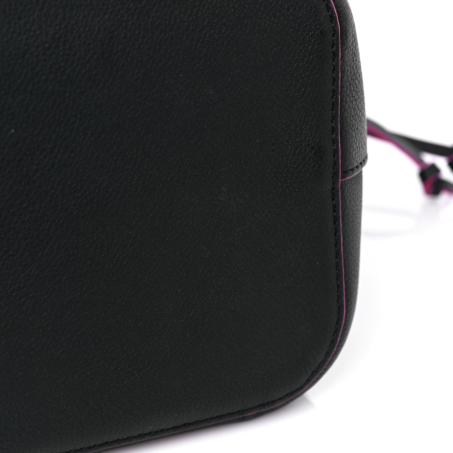 Calfskin Lockme Bucket Black