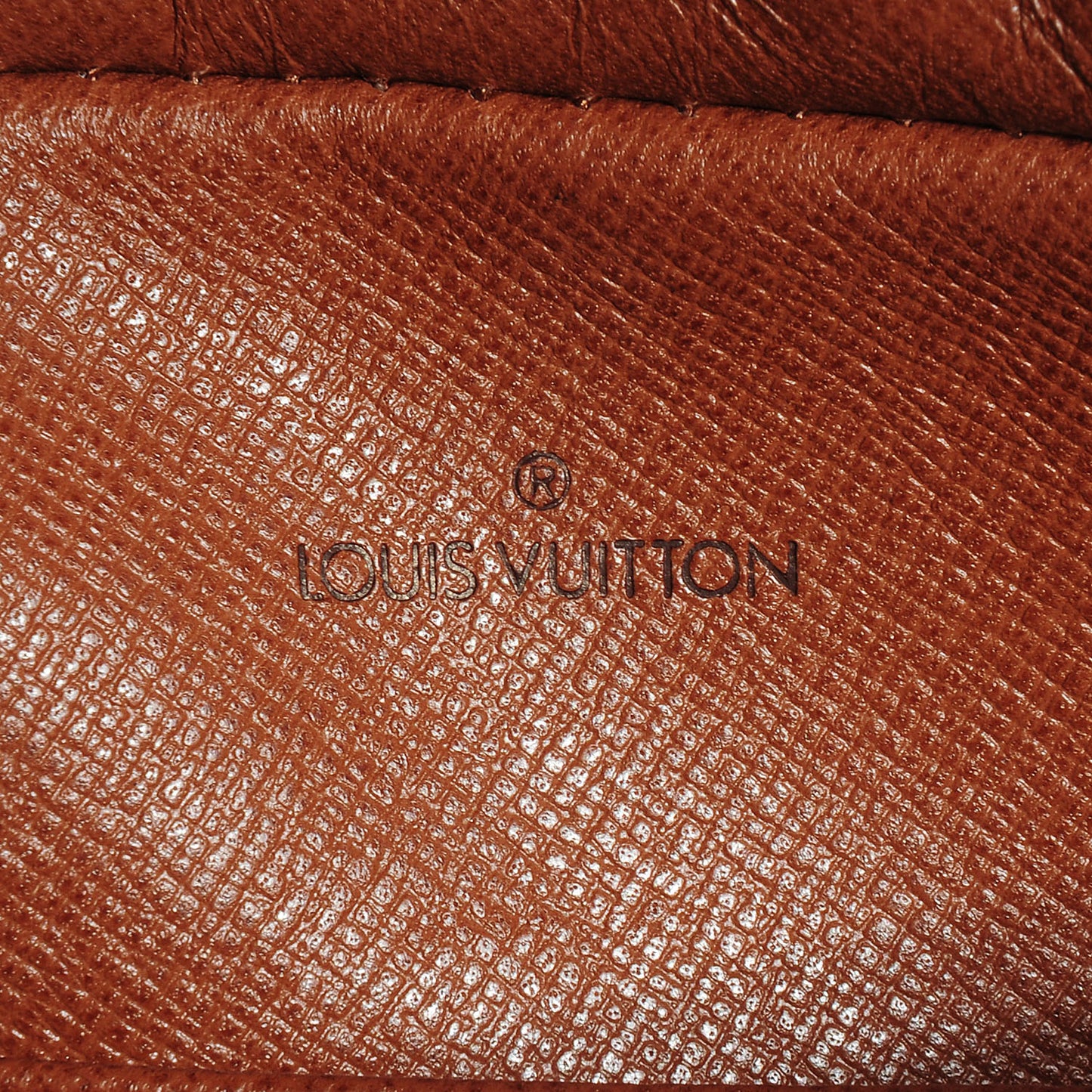 Monogram Compiegne 23 Toiletries