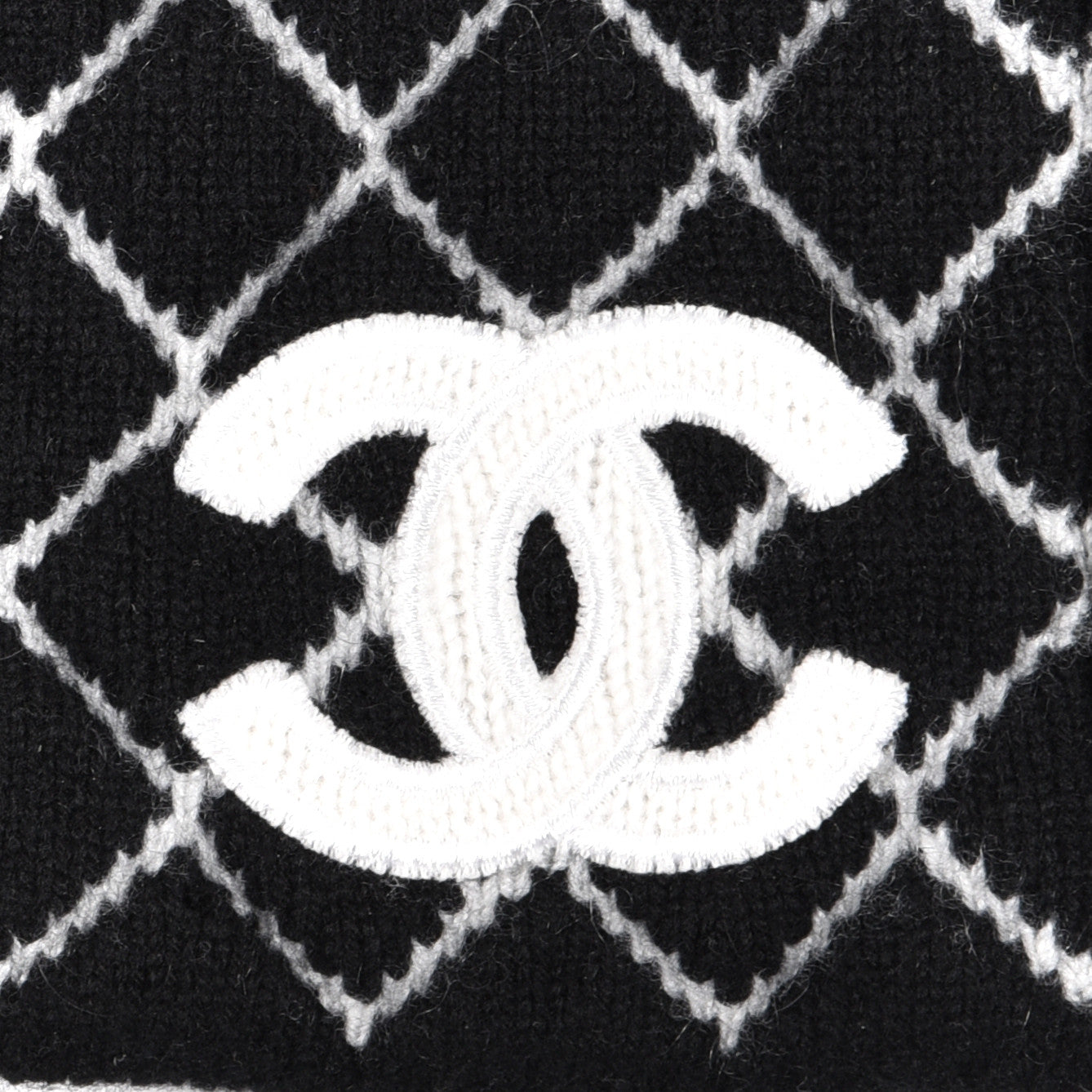 Cashmere Quilted Logo Beanie Hat Black White