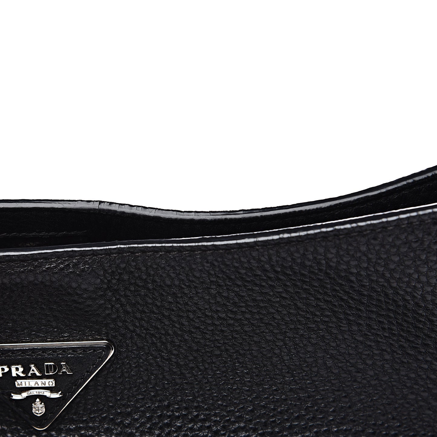 Vitello Daino Hobo Black