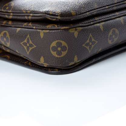Louis Vuitton Monogram Pochette Metis 11 of 13