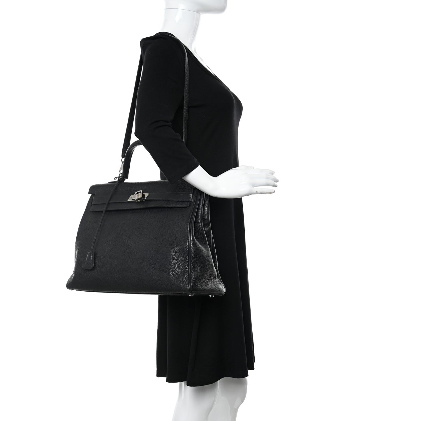 Togo Kelly Retourne 40 Black