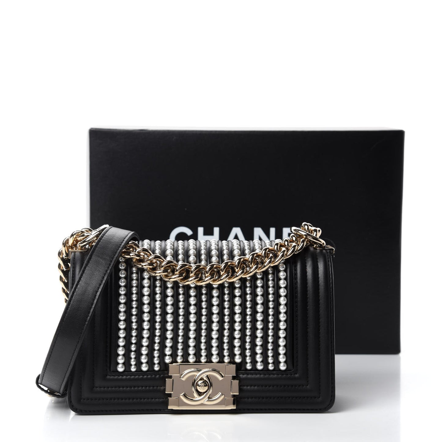 Calfskin Pearl Small Boy Flap Black