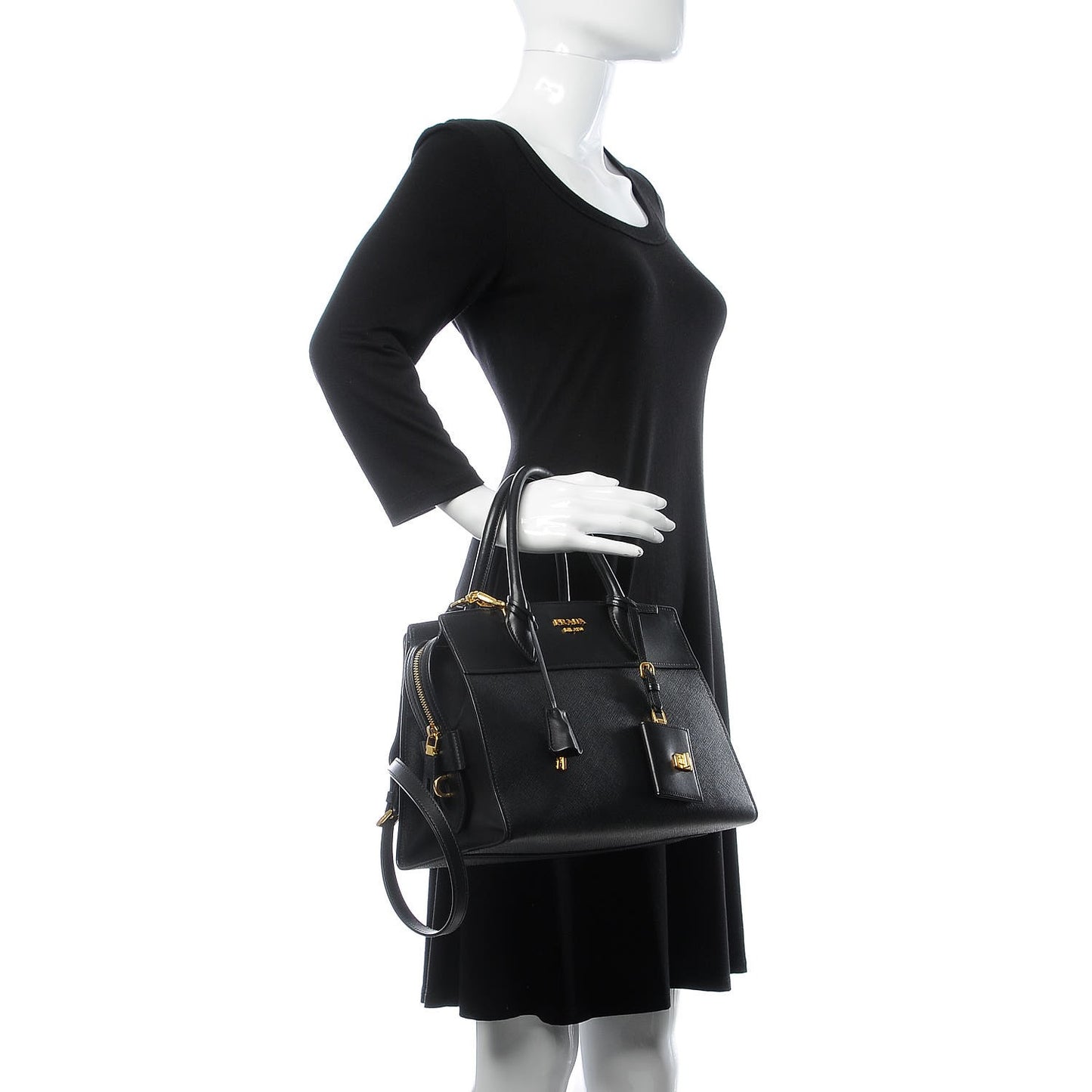 Saffiano City Calfskin Medium Esplanade Tote Black