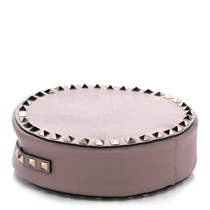 Valentino Garavani Calfskin Rockstud Round Crossbody Bag Poudre 4 of 11