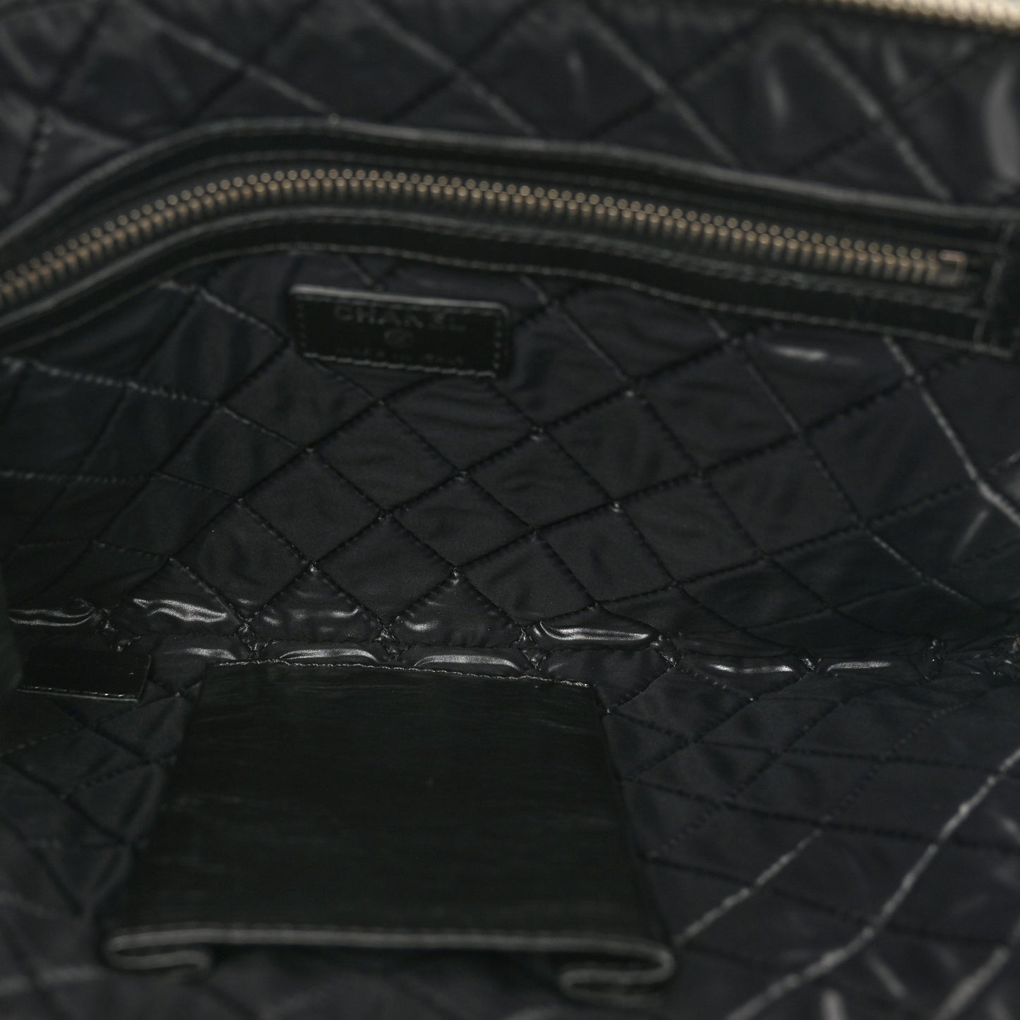 Calfskin Medium Je Ne Suis Pas En Solde Pouch Clutch Black