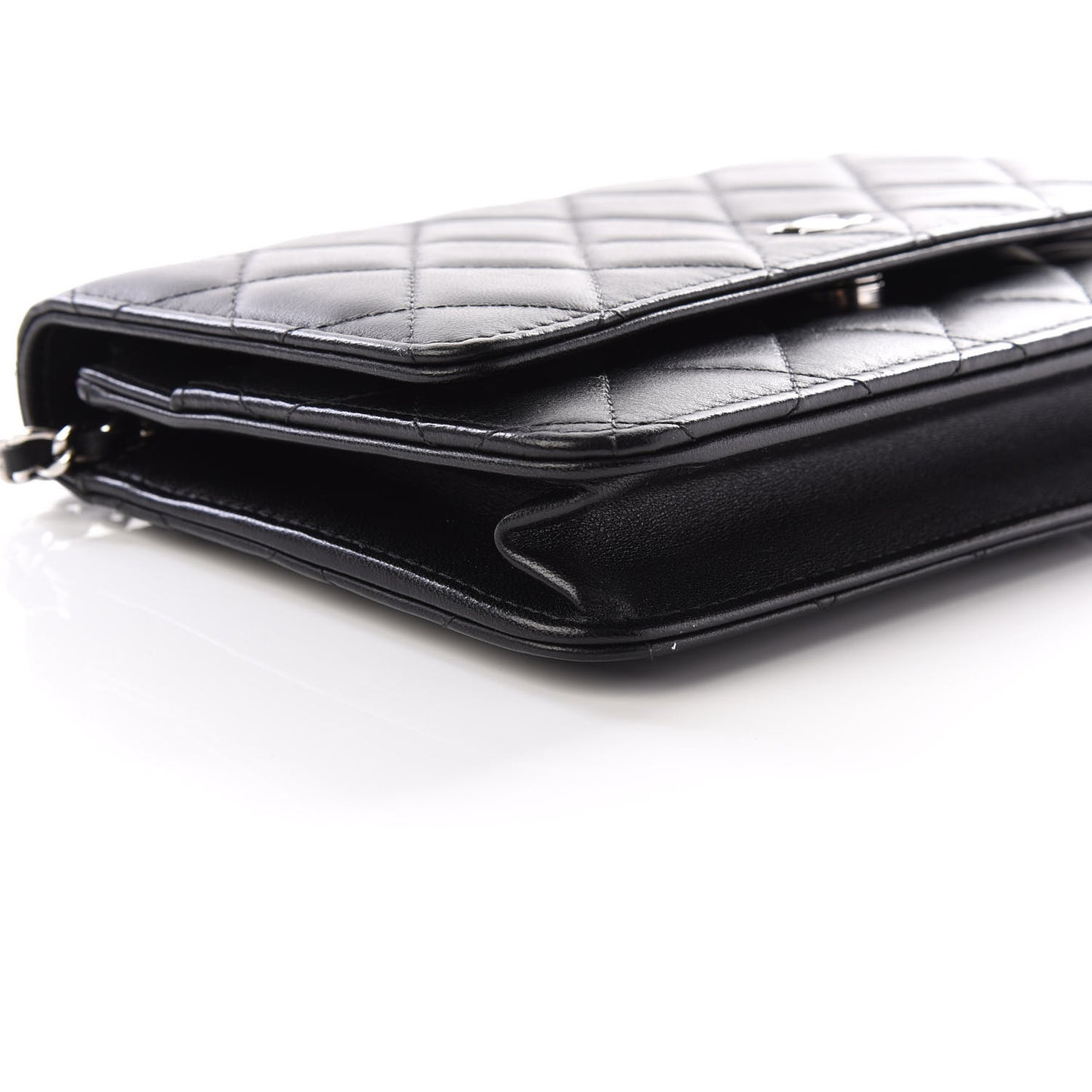 Lambskin Quilted Wallet On Chain WOC Black