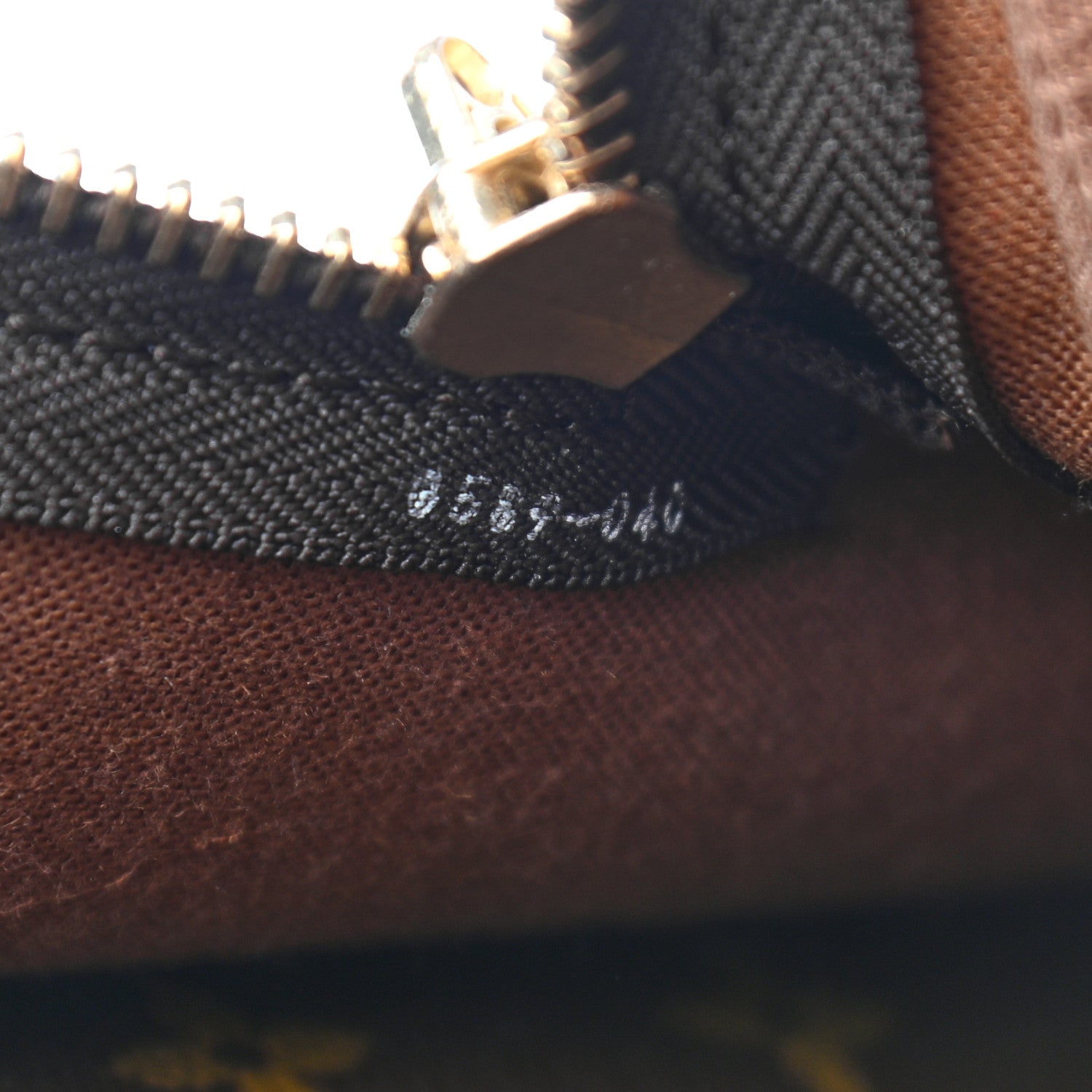 Louis Vuitton Monogram Sac Golf 6 of 10