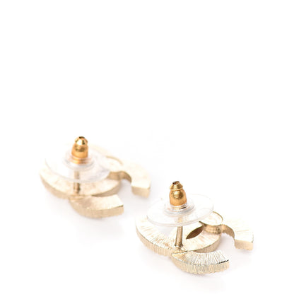 Chanel Pearl CC Earrings Light Gold 3 of 5