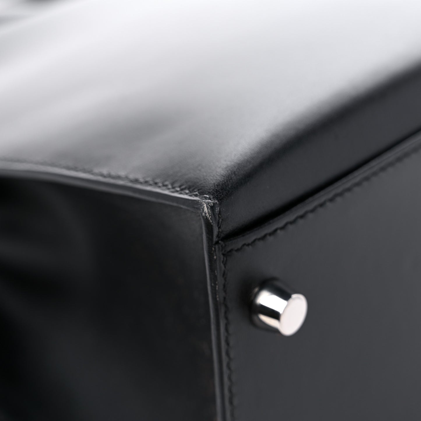 Box Kelly Sellier 32 Black