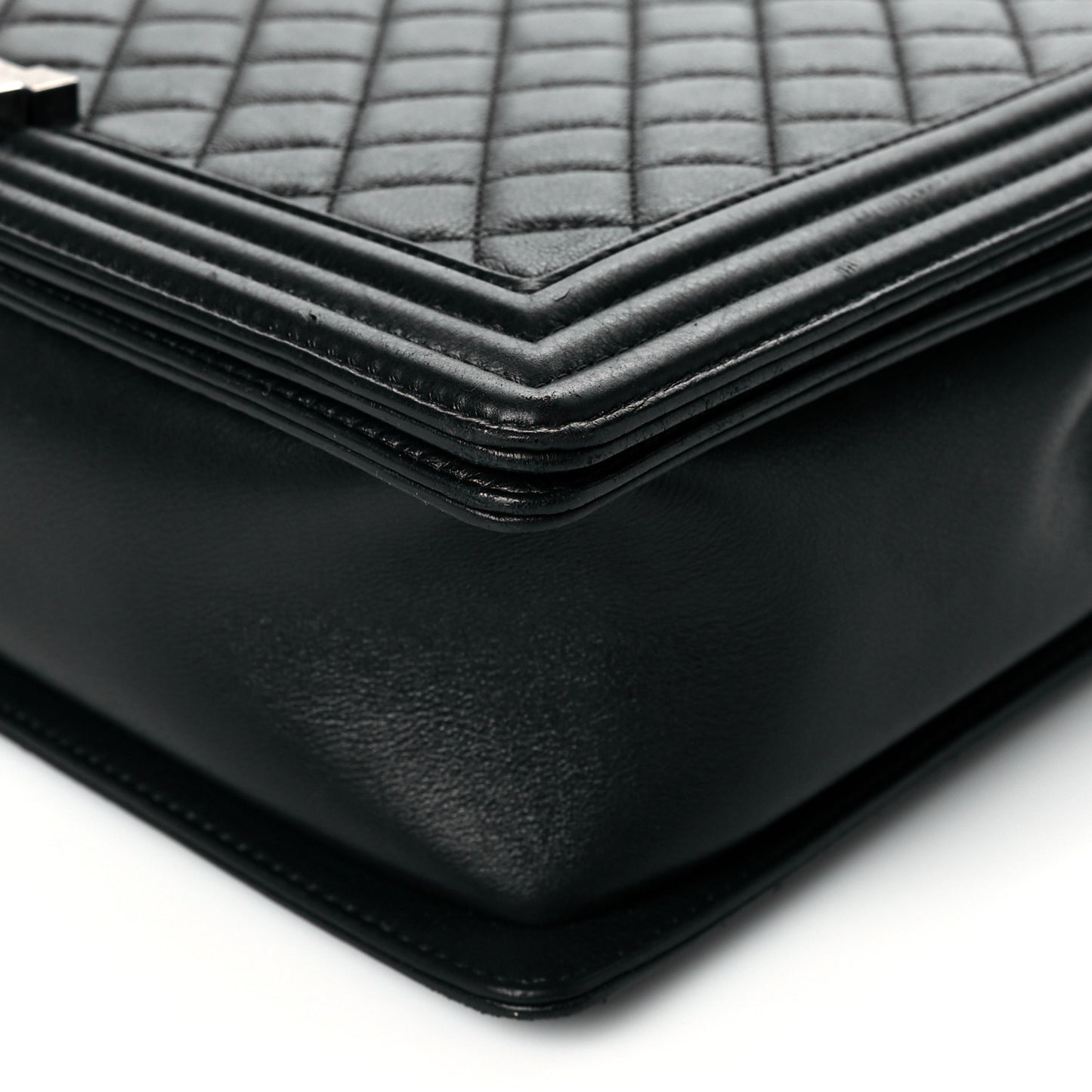 Calfskin Quilted Large Boy Flap Black
