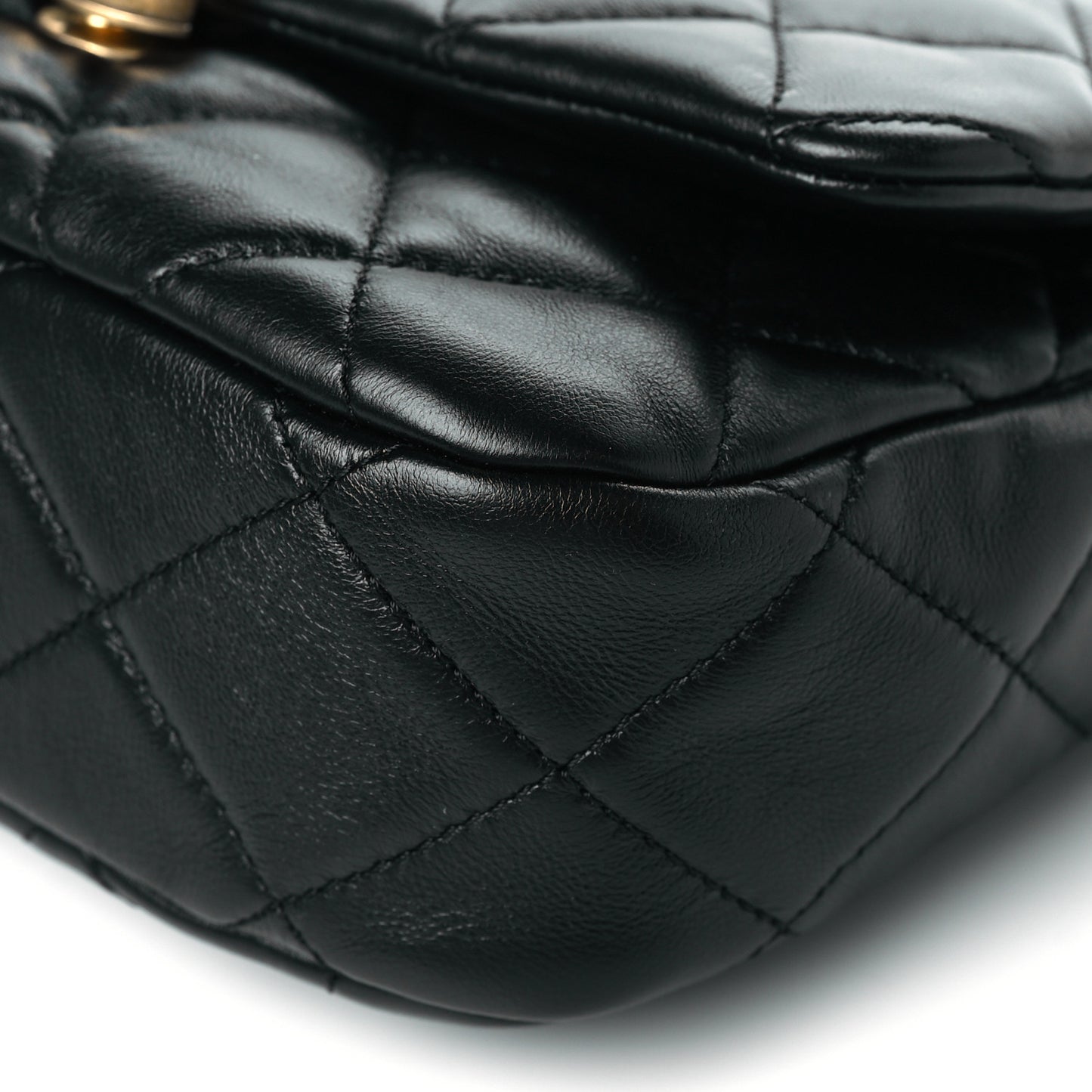 Lambskin Quilted Small Lacquered Chain Flap Black