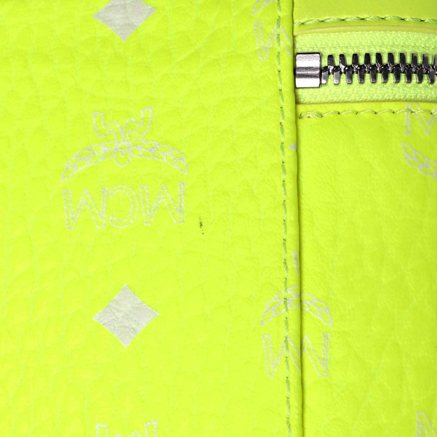 MCM Visetos Vanity Case Neon Yellow 10 of 11