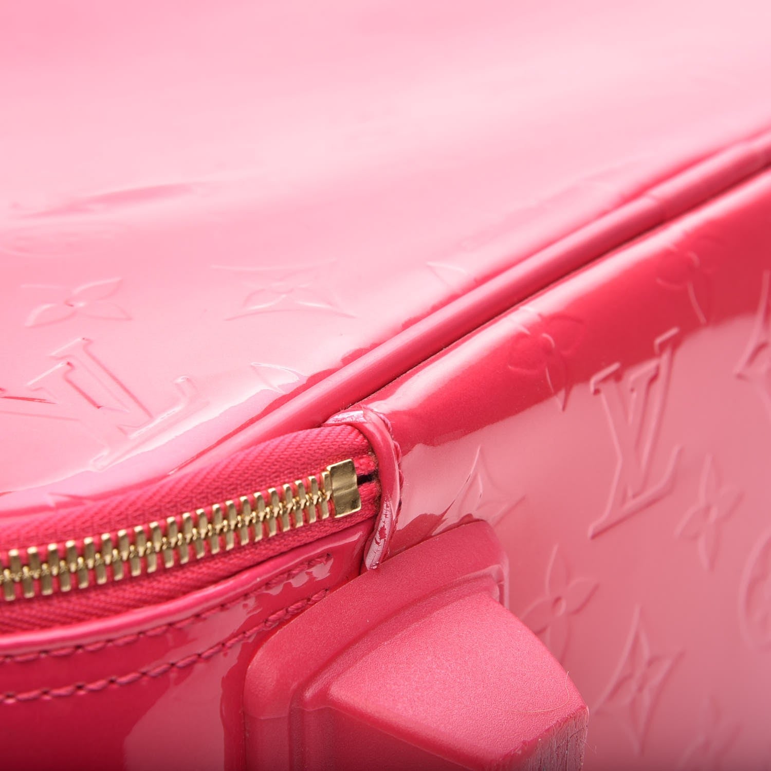 Louis Vuitton Vernis Pegase 45 Rose Pop 9 of 11