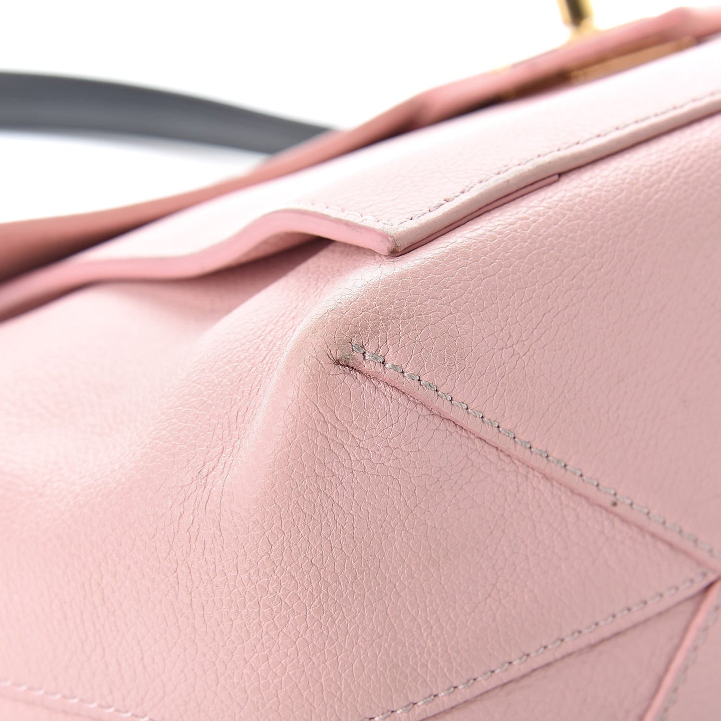 Calfskin Lockme PM Rose Ballerine