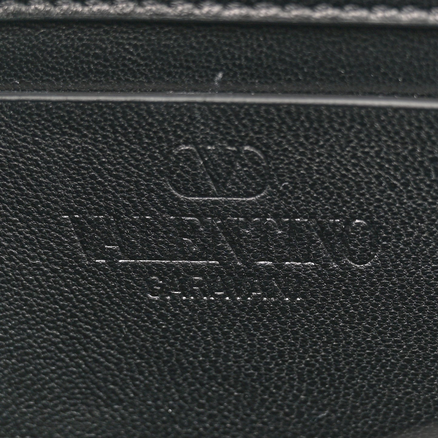 Shiny Calfskin Vlogo Small Shoulder Bag Black
