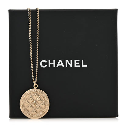 Chanel Quilted CC Pendant Chain Necklace Light Gold 5 of 5