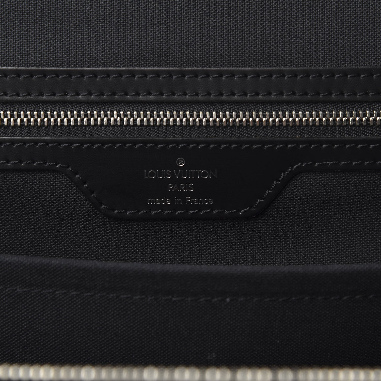 Louis Vuitton Taiga Taimyr Messenger Bag Ardoise 5 of 8