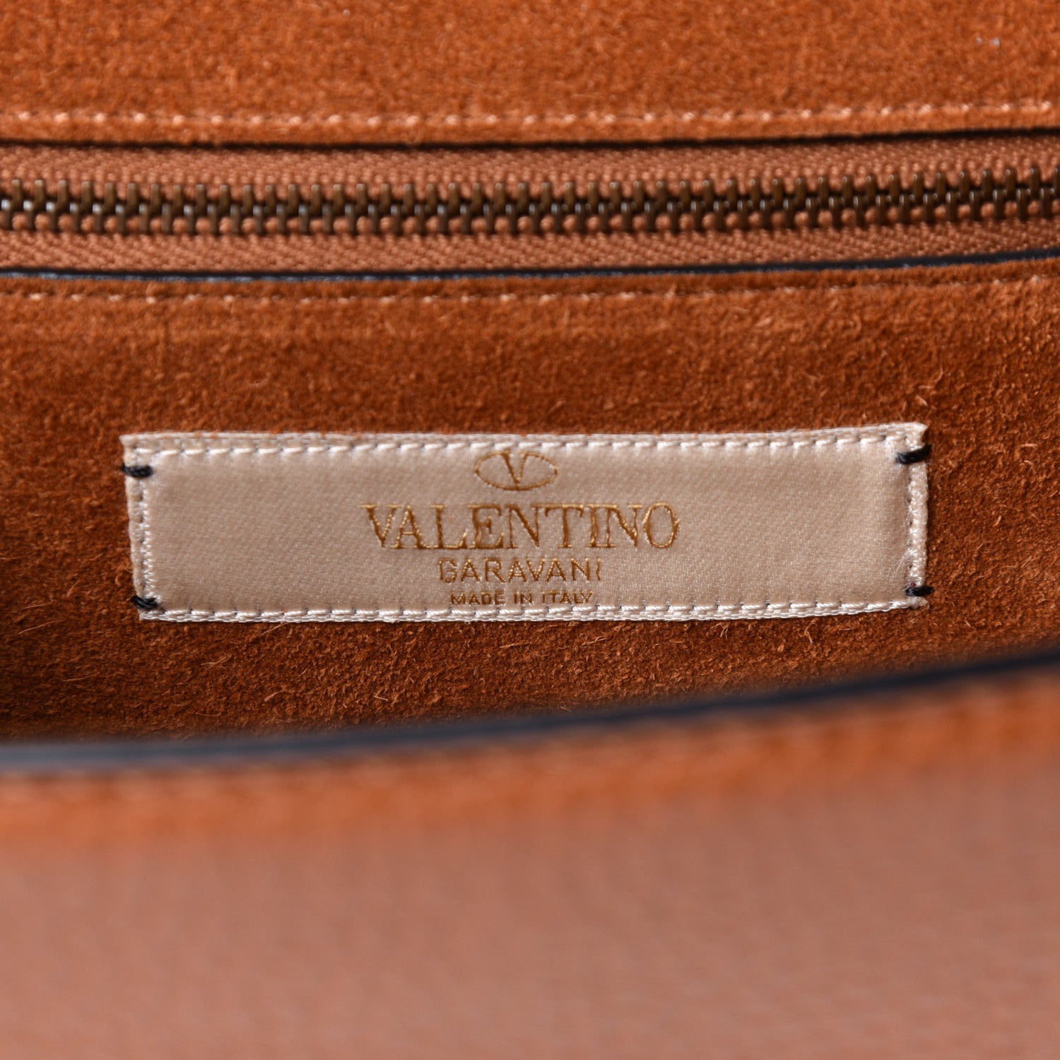Valentino Garavani Pebbled Calfskin Rockstud Rolling Small Glam Lock Flap Light Cuir 8 of 11
