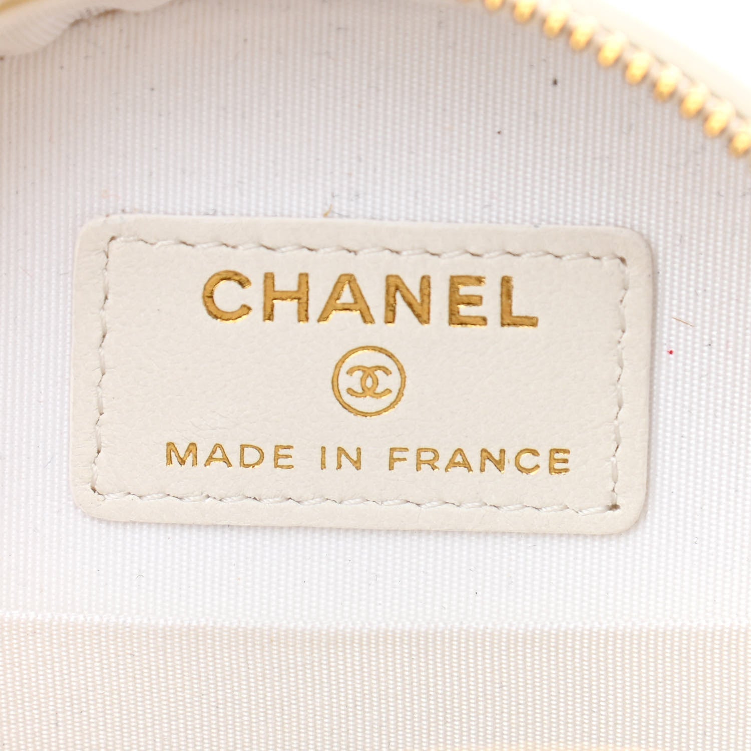 Chanel Fur Chevron Quilted Round Clutch With Chain White 6 of 11