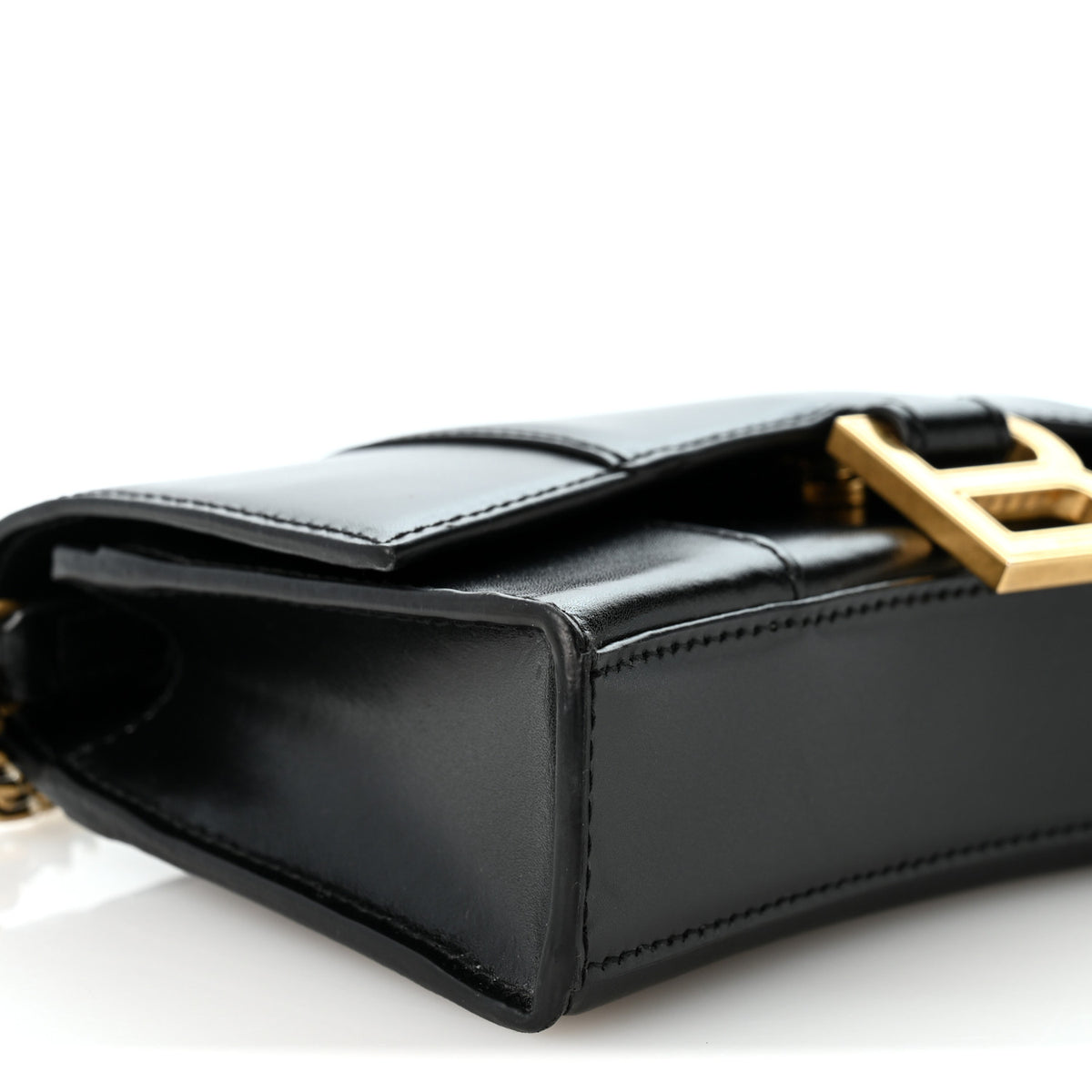 Shiny Box Calfskin Hourglass Chain Bag Black