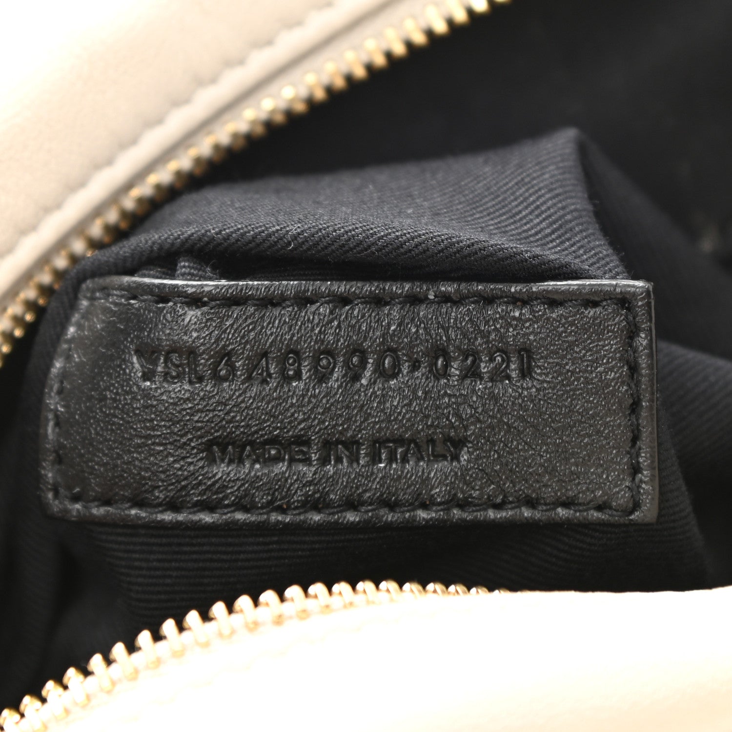 Saint Laurent Lambskin Quilted Victoire Camera Bag Blanc Vintage 7 of 11