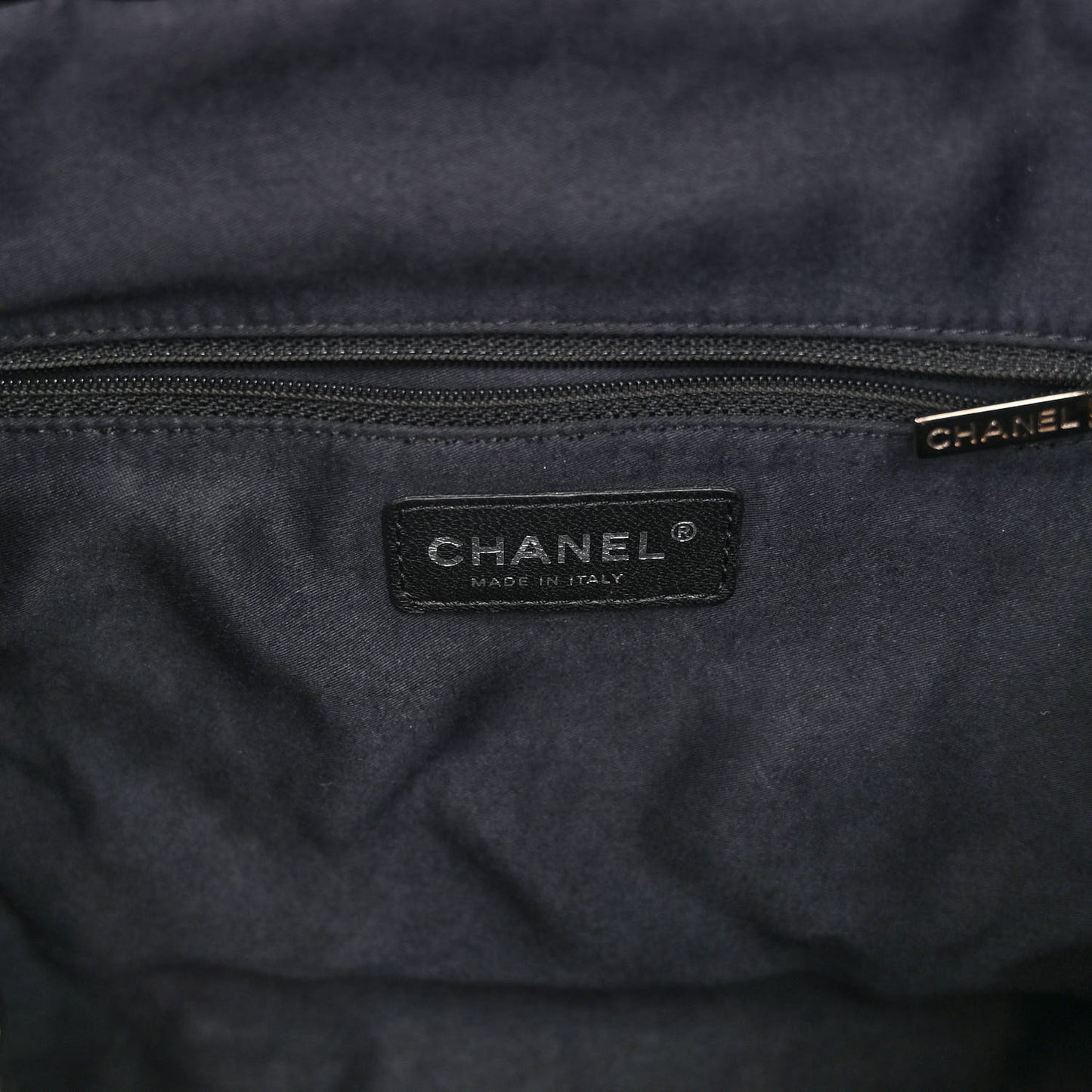 Patent Quilted Large Cells Tote Black Black