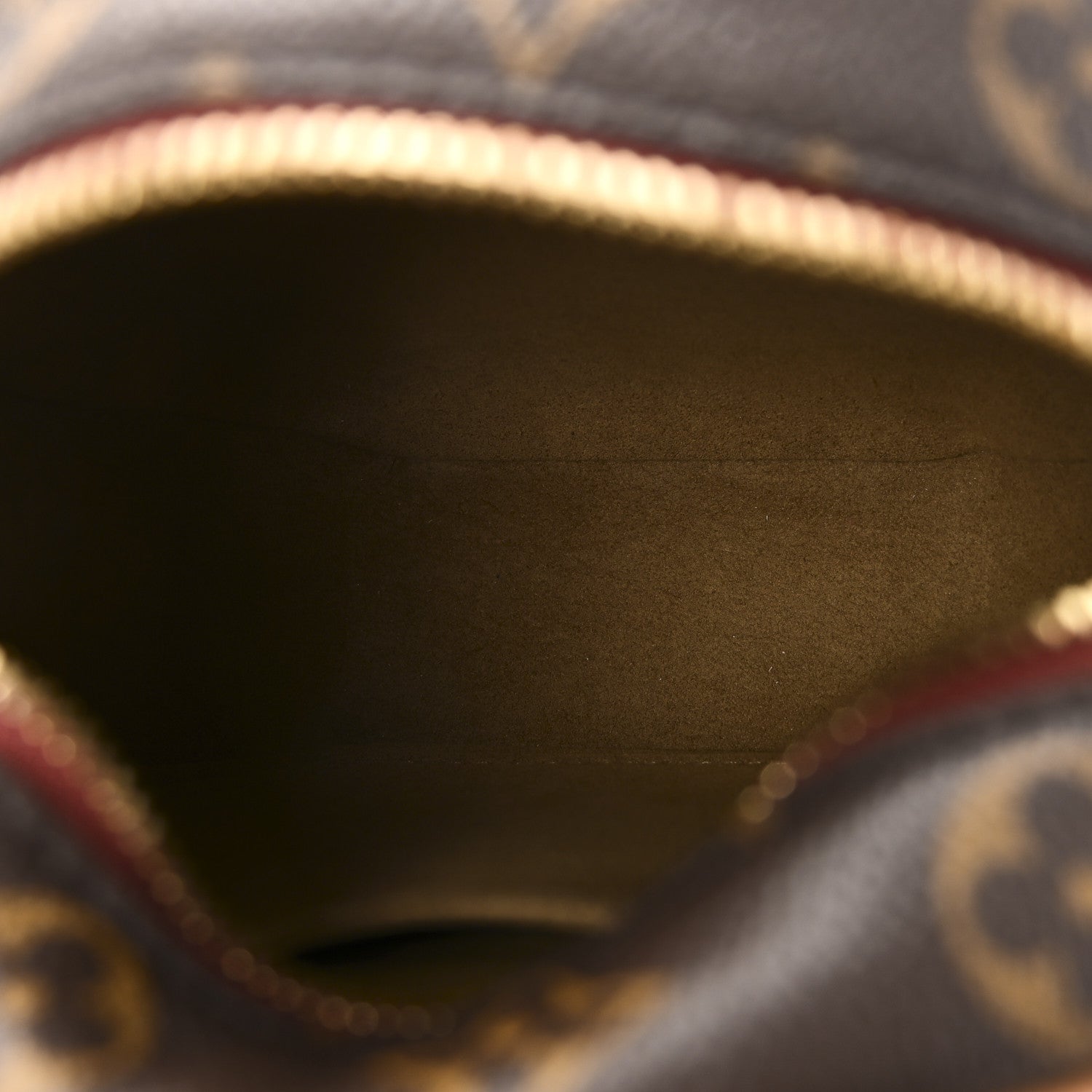 Louis Vuitton Monogram Boite Chapeau Souple PM 5 of 9