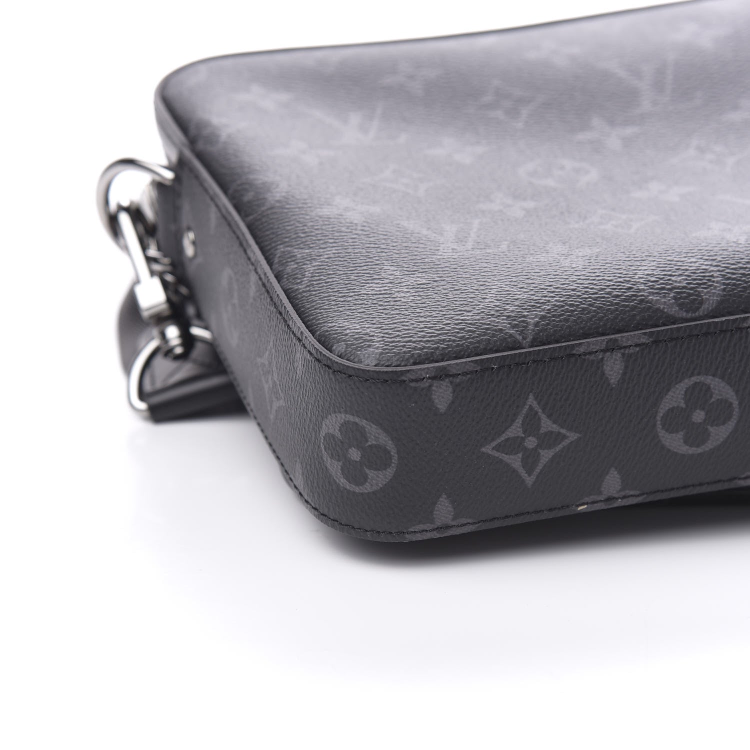 Louis Vuitton Reverse Monogram Eclipse Trio Messenger 6 of 8