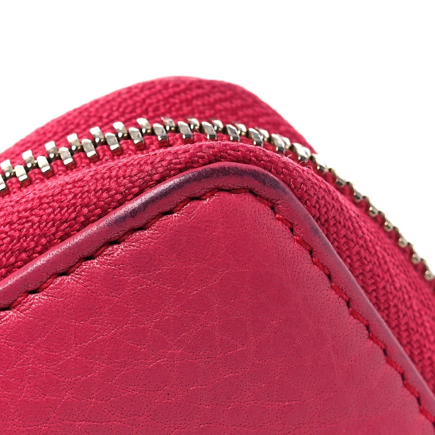 Gucci Pebbled Calfskin Soho Zip Around Wallet Pink 14 of 17