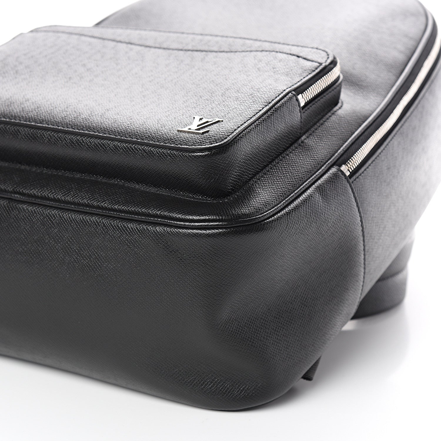 Louis Vuitton Taiga Alex Backpack Black 537434 – FASHIONPHILE