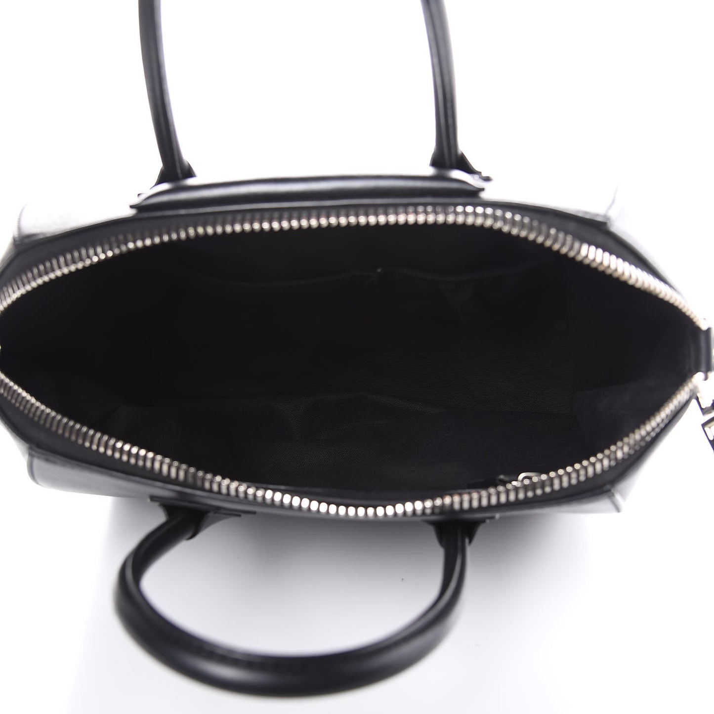 Calfskin Medium Metal Antigona Black