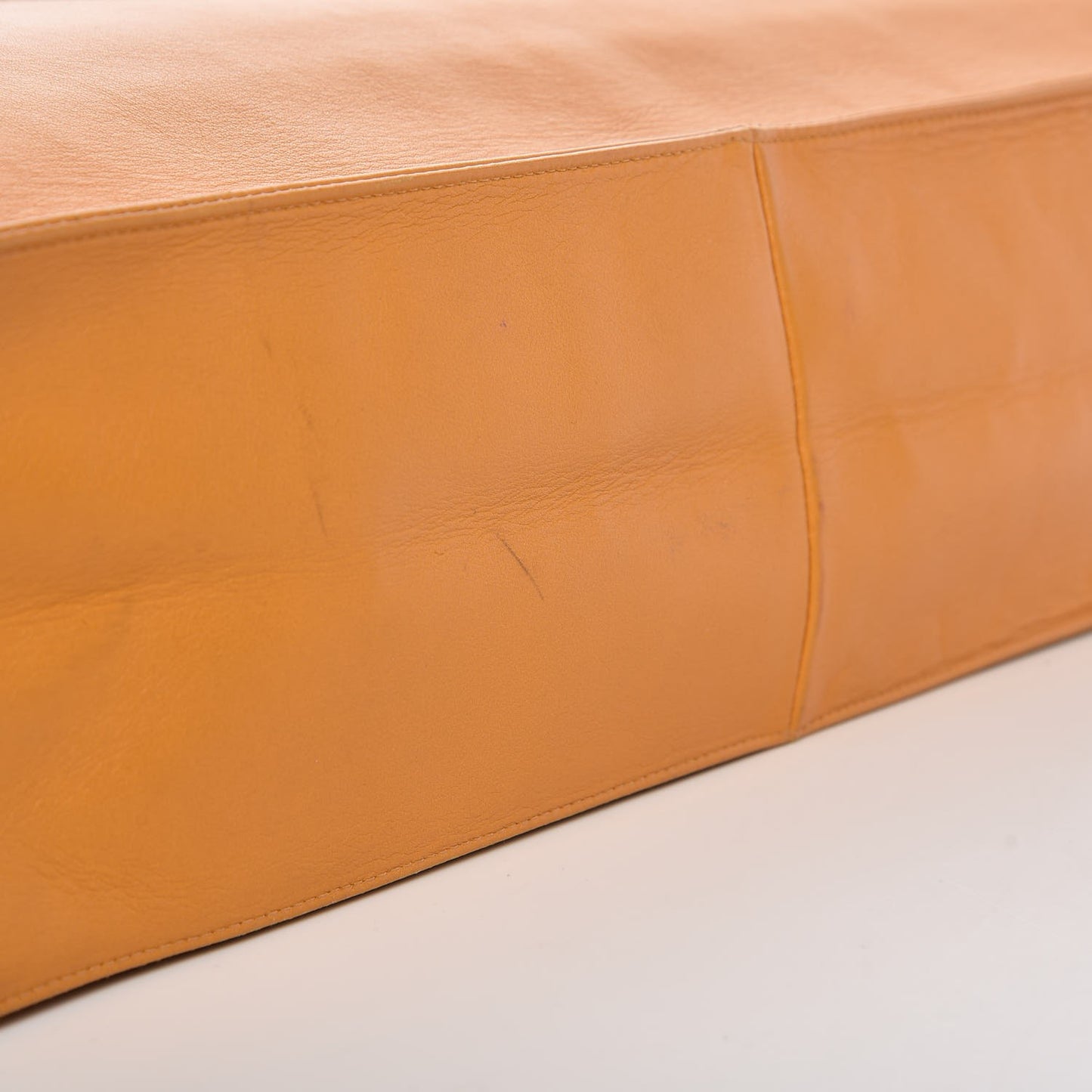 Lambskin Jumbo CC Shoulder Bag Orange