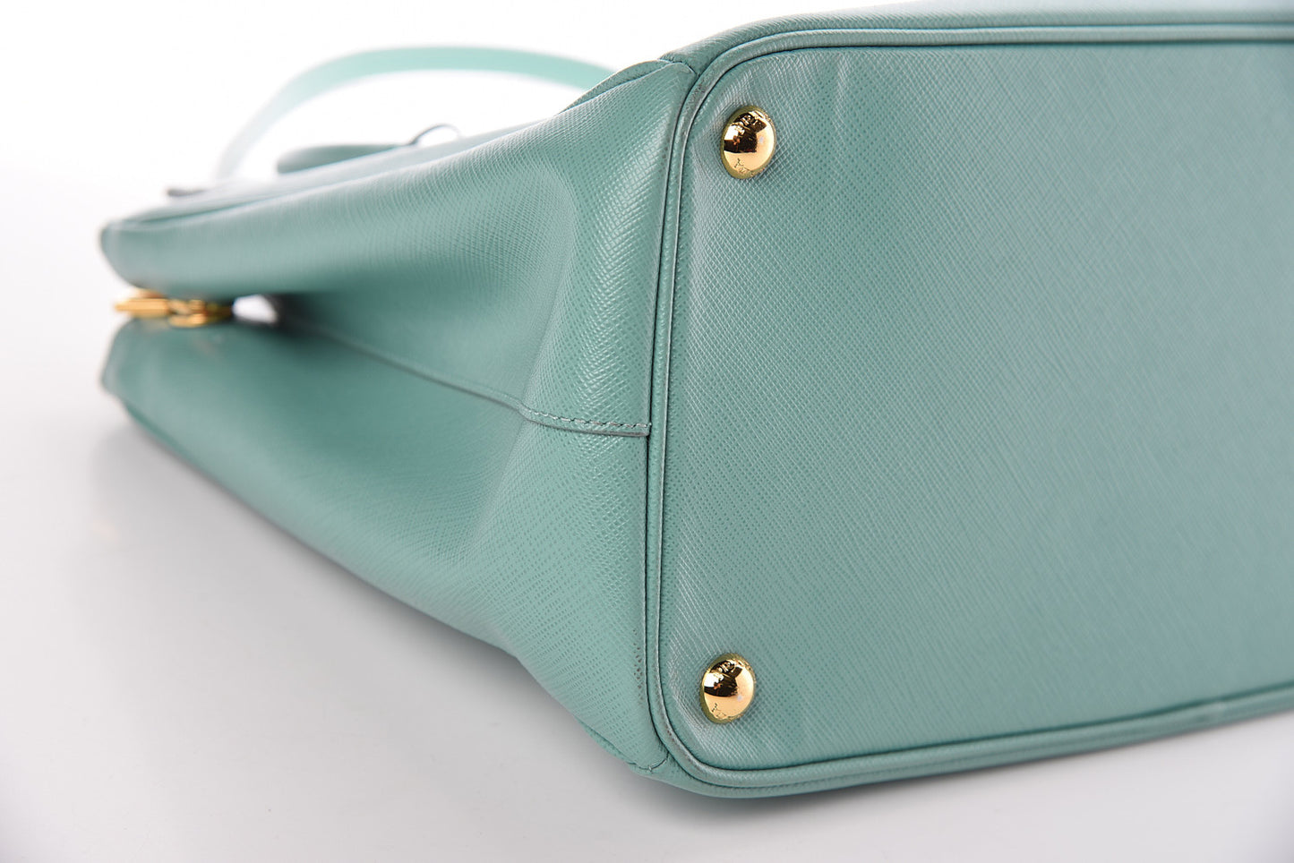 Saffiano Medium Galleria Double Zip Tote Anice