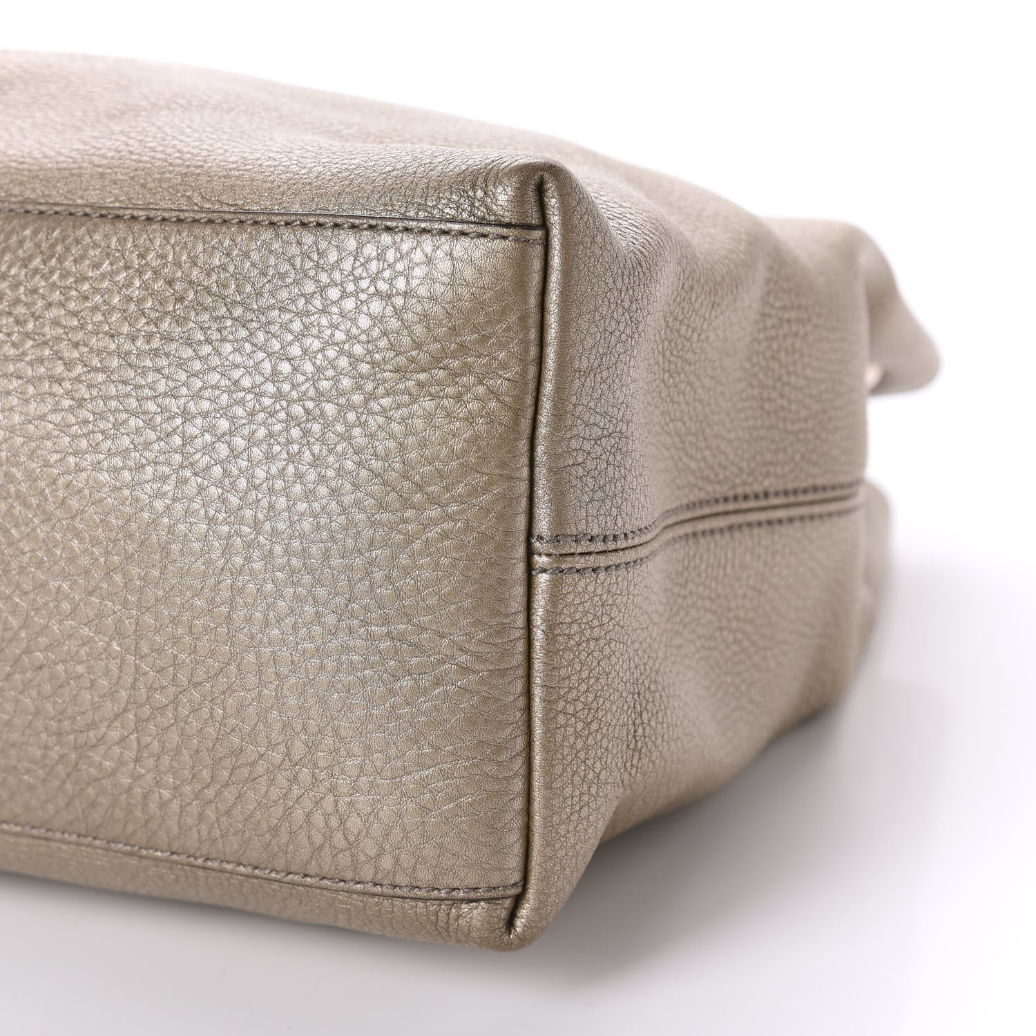 Gucci Metallic Pebbled Calfskin Medium Soho Chain Shoulder Bag Golden Beige 7 of 12