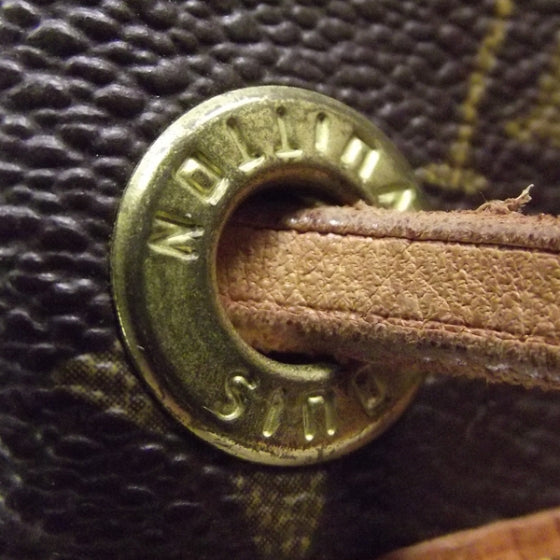 Louis Vuitton Monogram Petit Noe 9 of 10