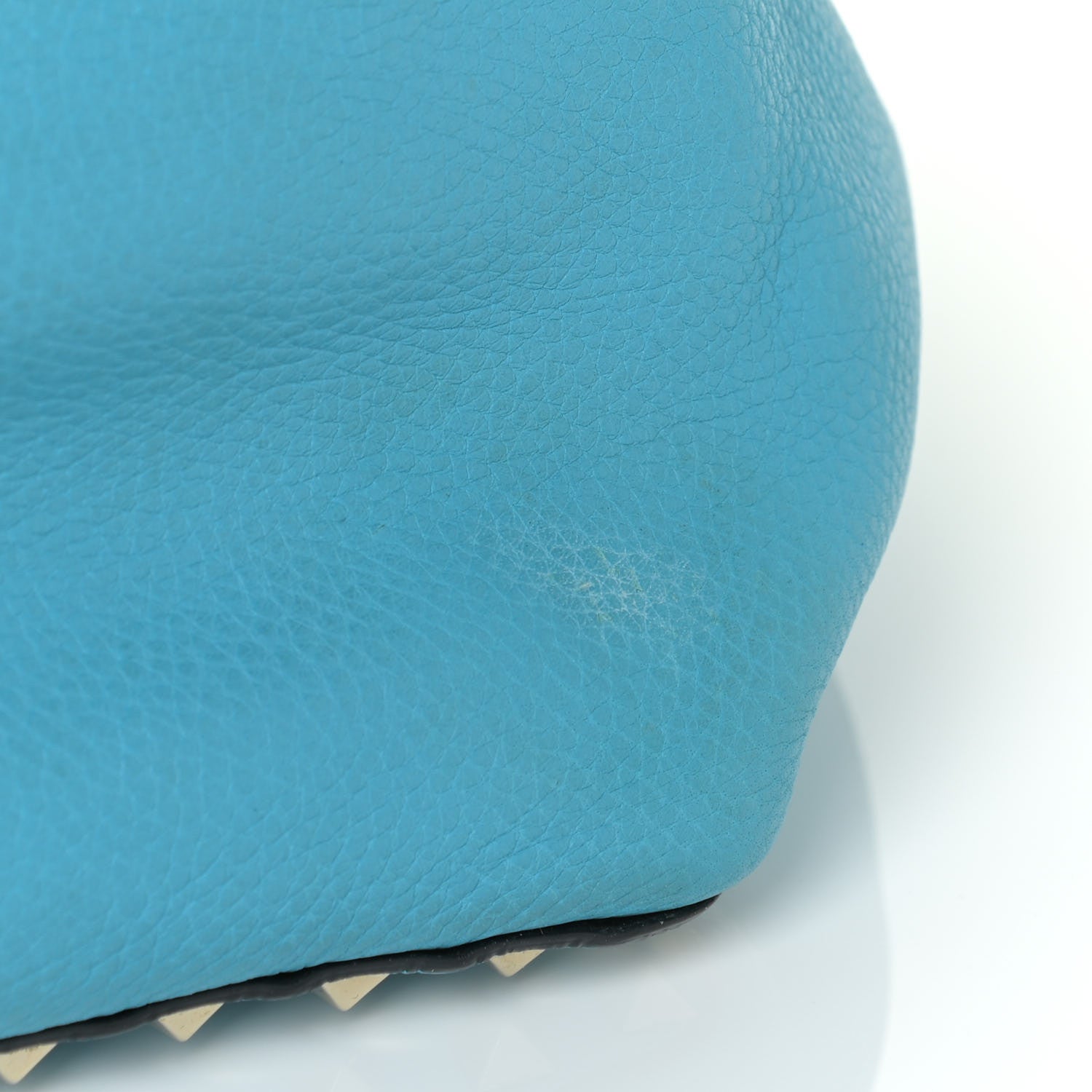 Valentino Garavani Grained Calfskin Medium Rockstud Reversible Tote Parrot Light Cuir 18 of 19