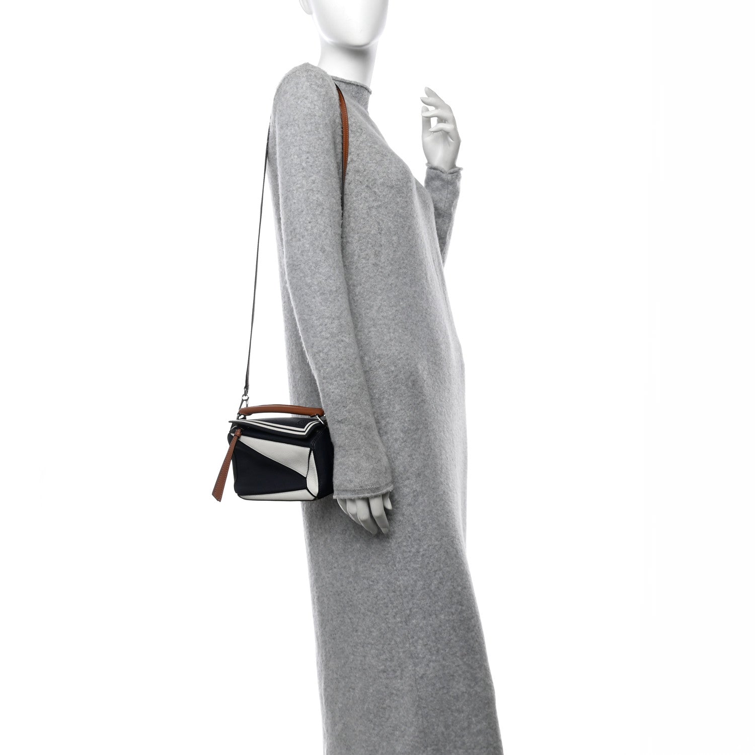 Loewe Calfskin Mini Puzzle Bag Deep Blue Soft White 3 of 11