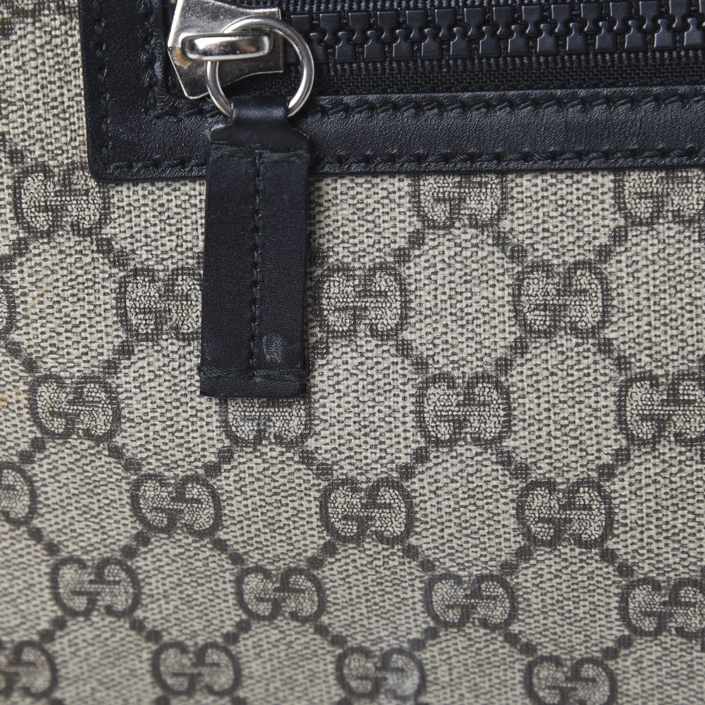 GG Supreme Monogram Flat Messenger Bag Black