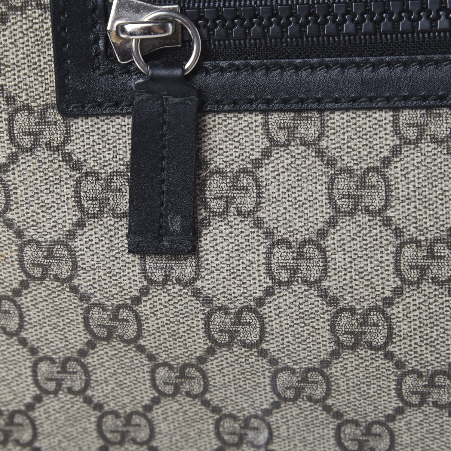 Gucci GG Supreme Monogram Flat Messenger Bag Black 10 of 11