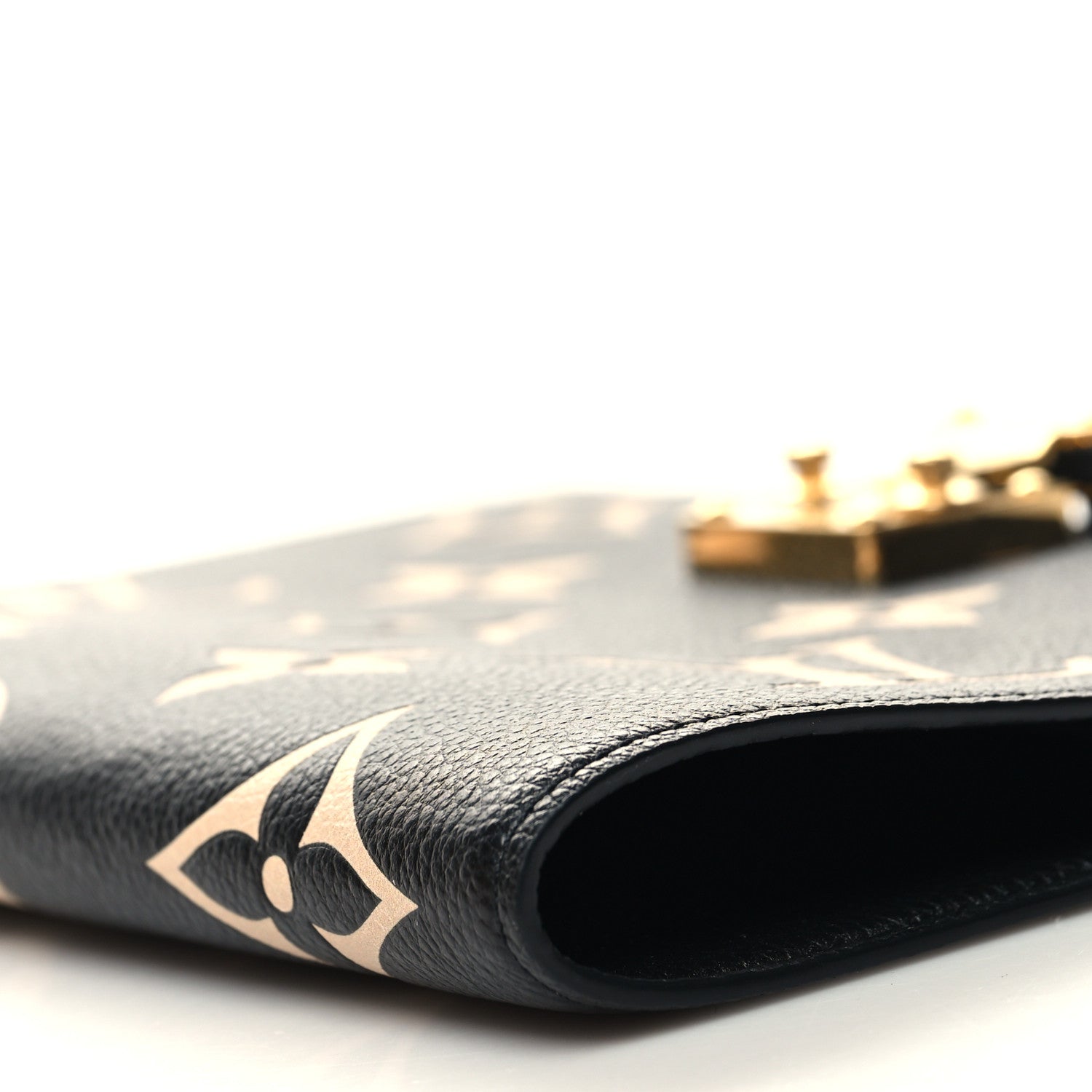 Louis Vuitton Empreinte Monogram Giant Paul Notebook Cover MM Black Beige 8 of 10
