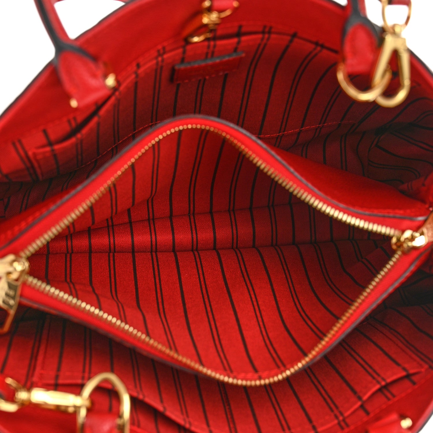 Louis Vuitton Empreinte Montaigne MM Cherry 5 of 9