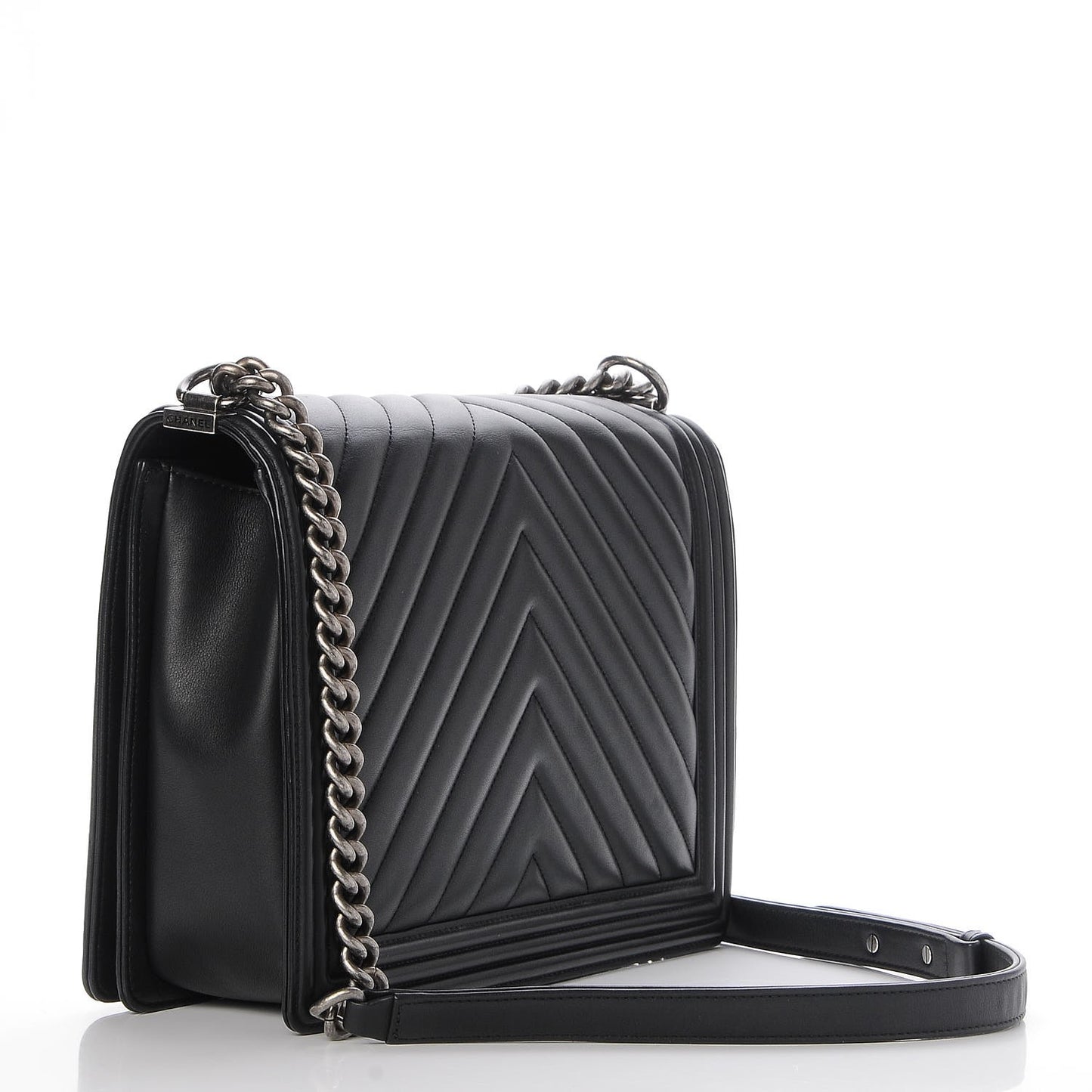 Calfskin Chevron Quilted Large Boy Flap Black
