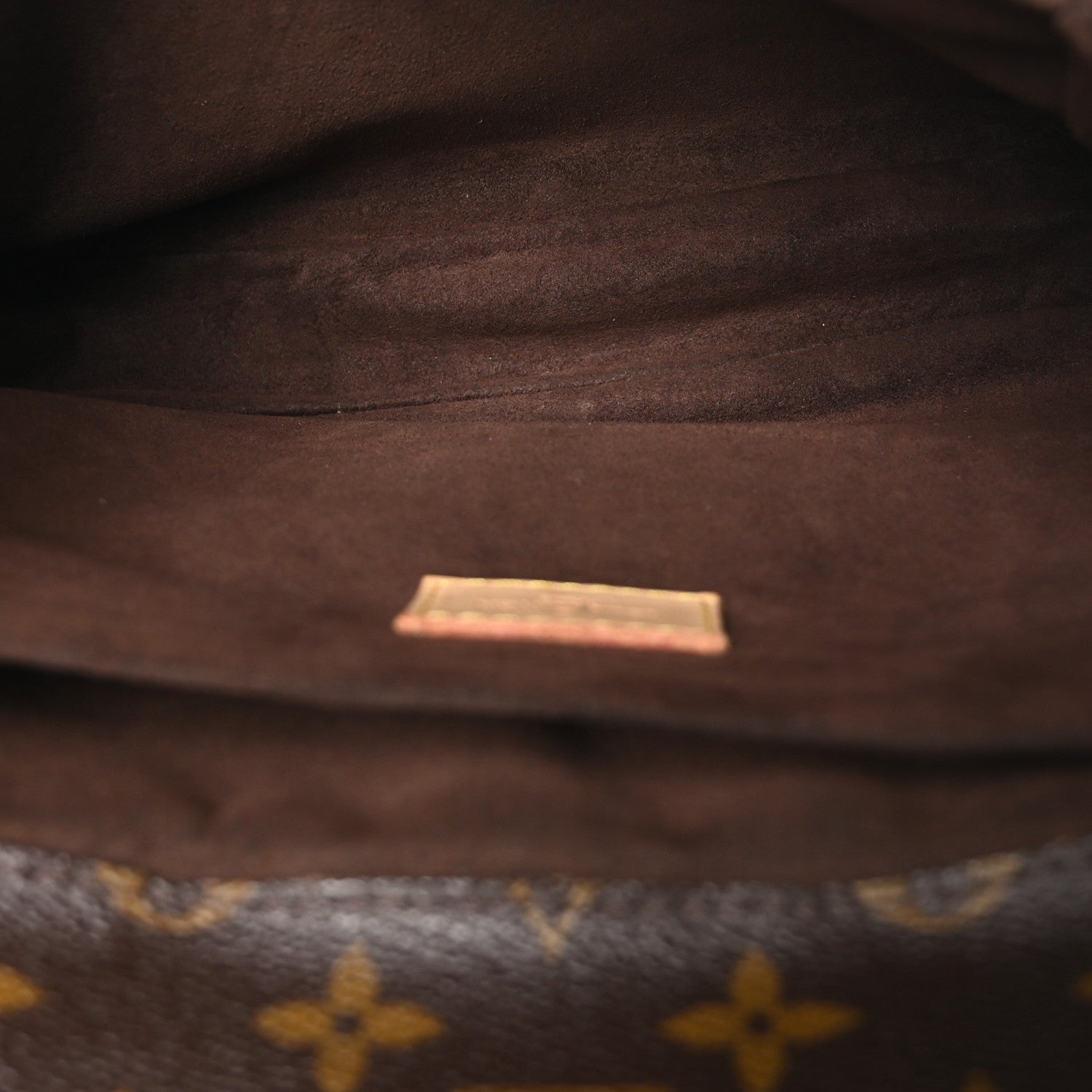 Louis Vuitton Monogram Pochette Metis 5 of 11